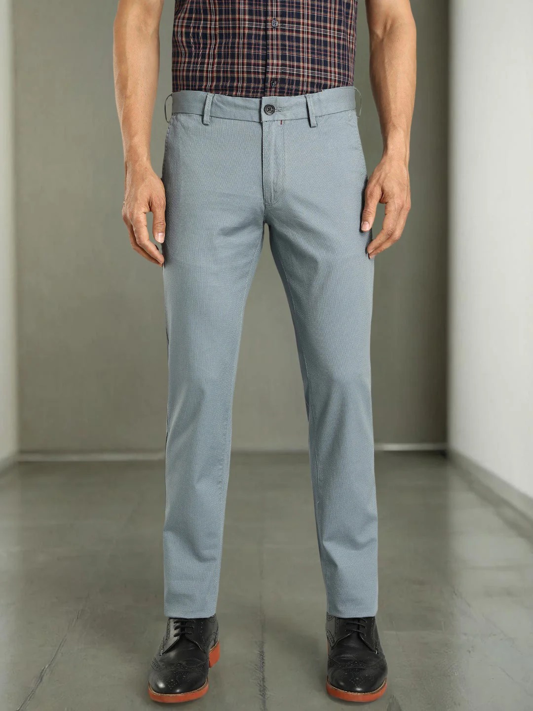 Indian Terrain Men's Slim Fit Self Design Blue Trousers